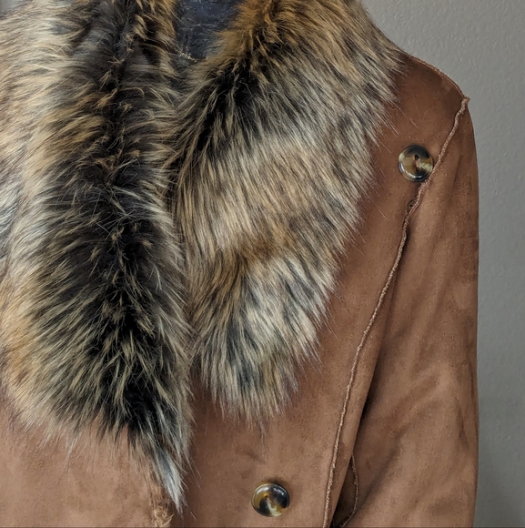 Badgley Mischka Unforgettable Fur Trim Faux Shearling Coat Small -Runs Large Nwt - Picture 4 of 7